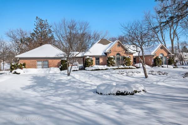 20541 Buckeye RD, Barrington, IL 60010