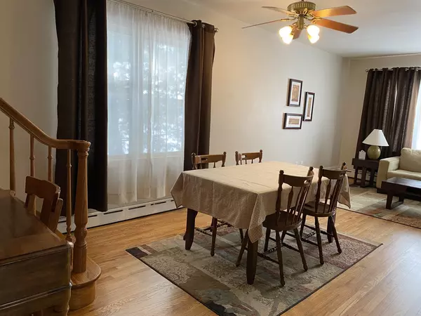 Chicago, IL 60646,5801 N Marmora AVE