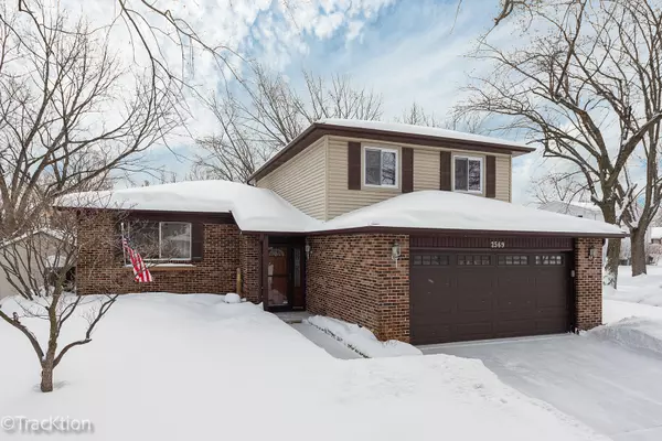 2569 Yellow Star ST, Woodridge, IL 60517