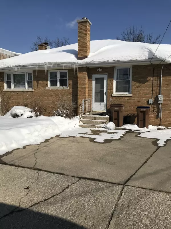 North Riverside, IL 60546,Address not disclosed