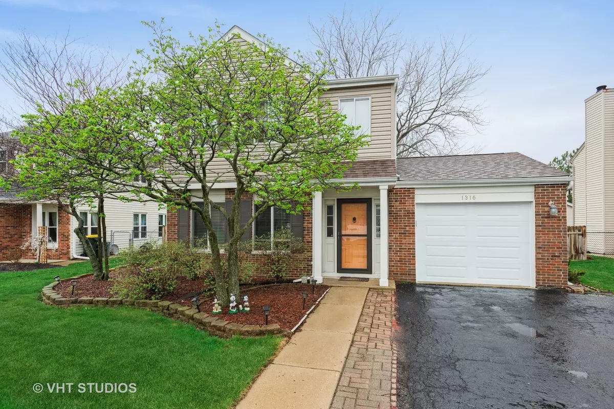 Carol Stream, IL 60188,1316 Spring Valley DR