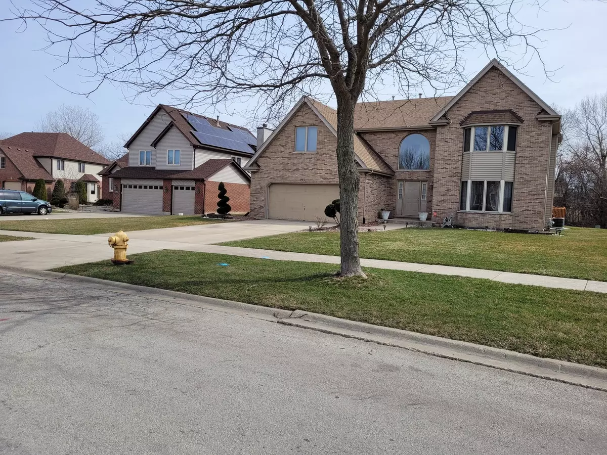 Hazel Crest, IL 60429,3801 Carrington DR