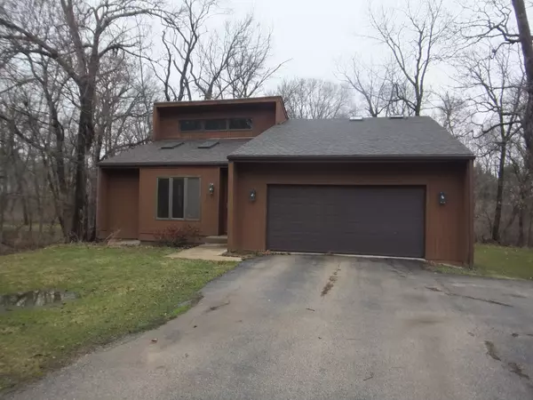 3892 Barley Ridge TRL, Cherry Valley, IL 61016