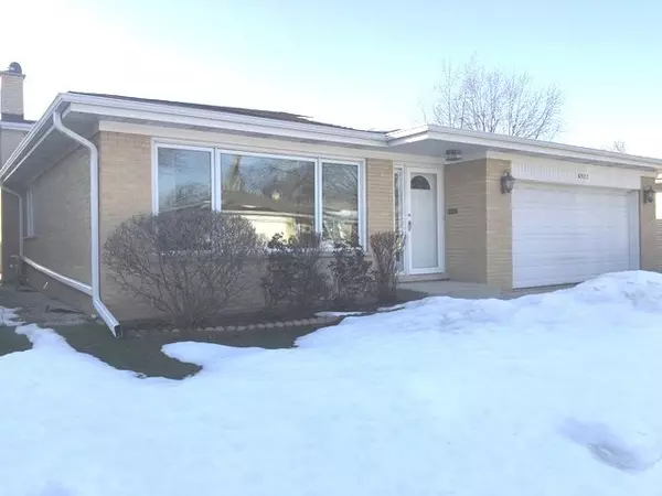 6922 N Waukesha AVE, Chicago, IL 60646