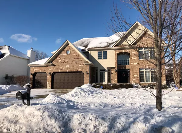 2523 Spartina LN, Naperville, IL 60564