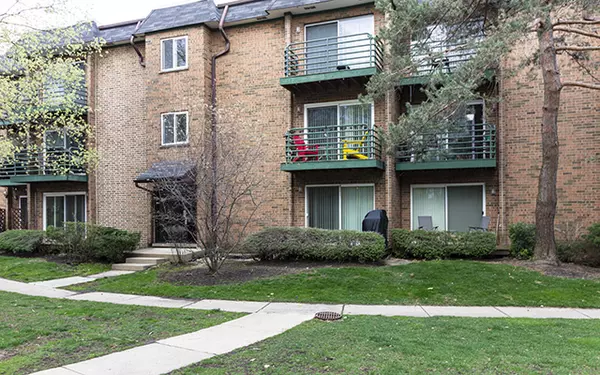 2636 Pirates Cove BLVD #4, Schaumburg, IL 60173