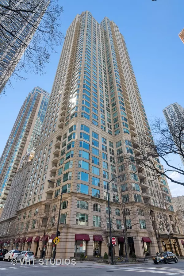 25 E Superior ST #3602, Chicago, IL 60611