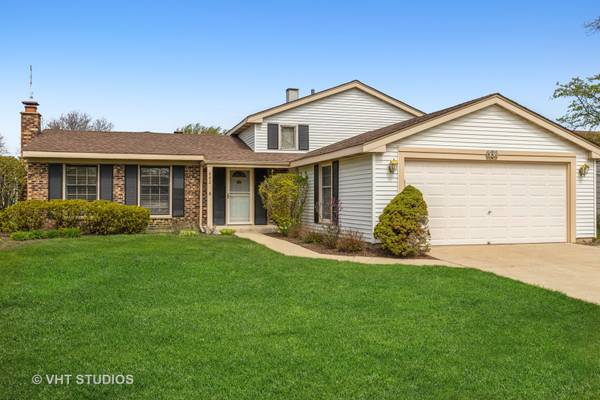 882 Stonebridge LN, Buffalo Grove, IL 60089