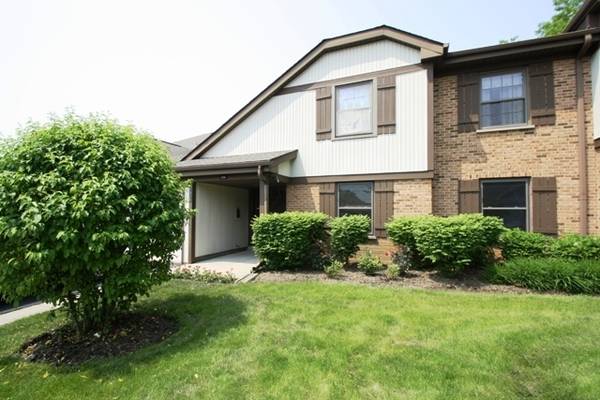 1374 WILLIAMSBURG DR #B2, Schaumburg, IL 60193