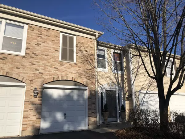 530 River Front CIR #605, Naperville, IL 60540