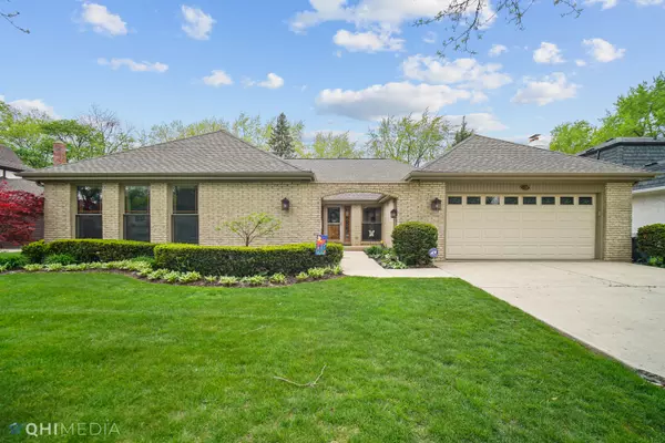 Glen Ellyn, IL 60137,524 Williamsburg RD