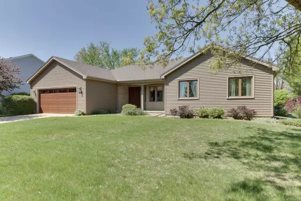 Bloomington, IL 61704,3110 Dorset CT