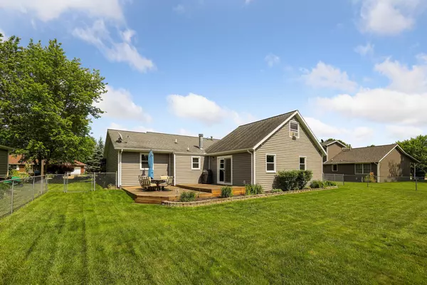 Mahomet, IL 61853,1107 Fawn DR