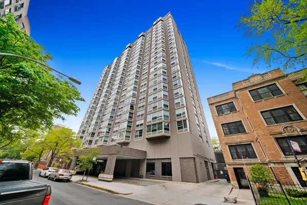 720 W Gordon TER #20J, Chicago, IL 60613