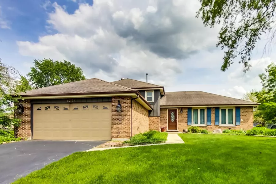 7031 Birchwoode CT, Tinley Park, IL 60477