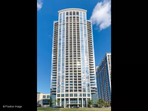 1235 S Prairie AVE #707, Chicago, IL 60605