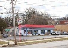 725 W Chicago ST, Elgin, IL 60123