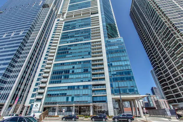 340 E RANDOLPH ST #5404, Chicago, IL 60601