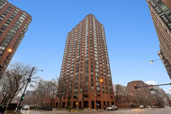 899 S Plymouth CT #2102, Chicago, IL 60605