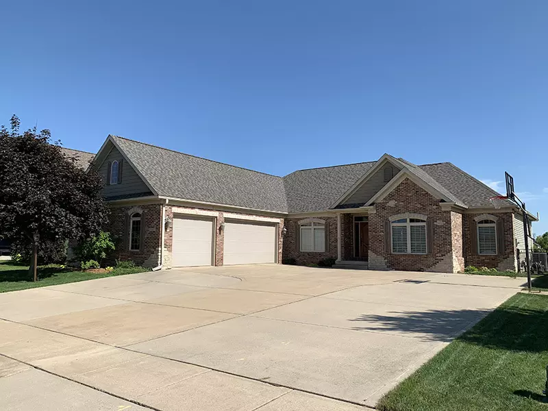 Mahomet, IL 61853,1103 E WHITE OAK RD