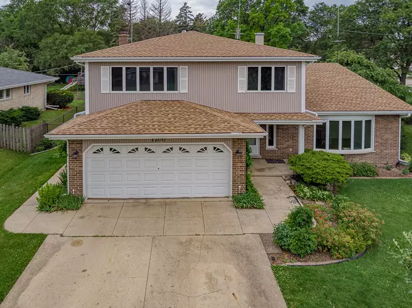 1200 Mohawk CT, Schaumburg, IL 60193