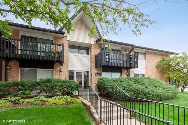 17A Kingery Quarter #204, Willowbrook, IL 60527