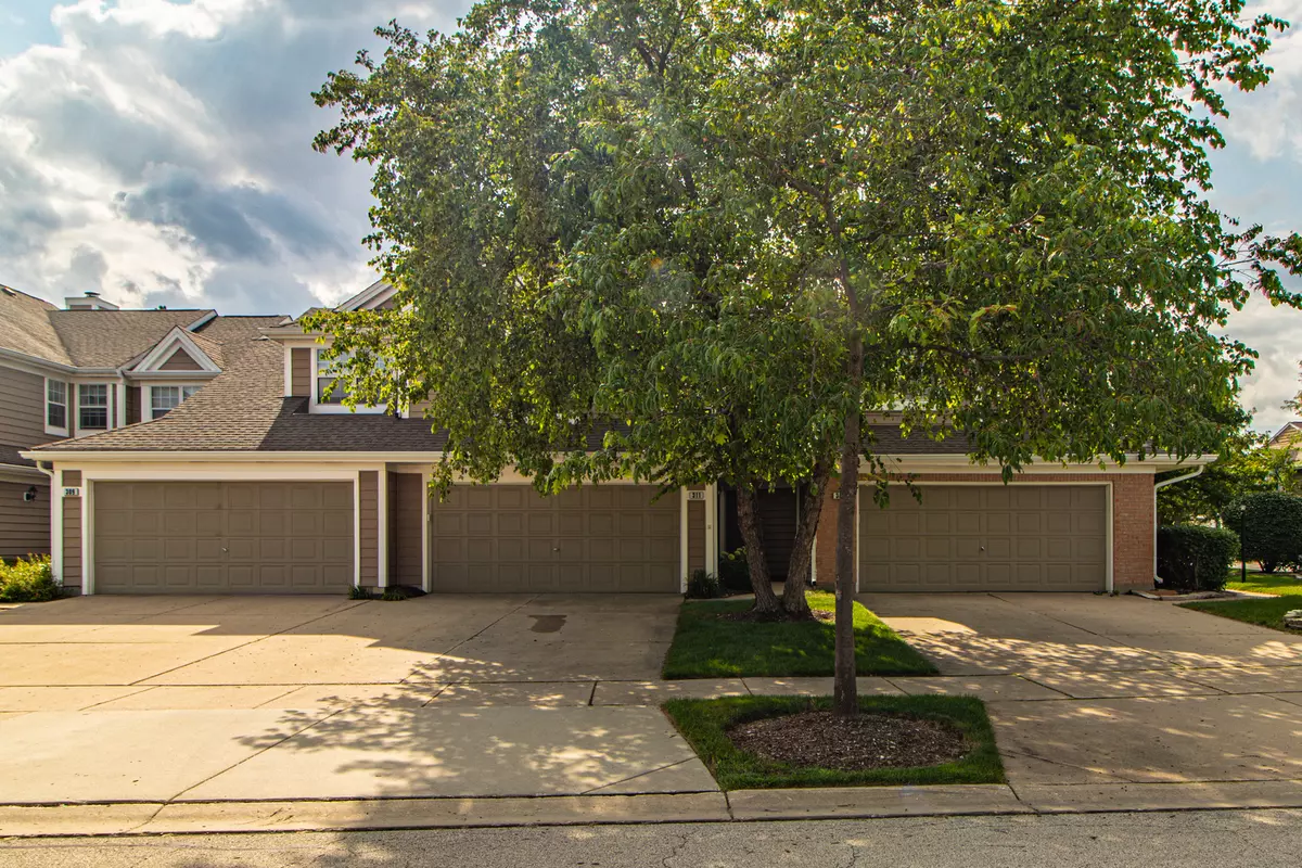 Buffalo Grove, IL 60089,311 Woodstone CIR