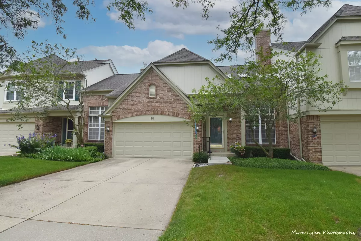 Bloomingdale, IL 60108,130 Biarritz CT