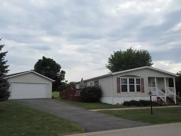 817 Cayuga TRL, Marengo, IL 60152