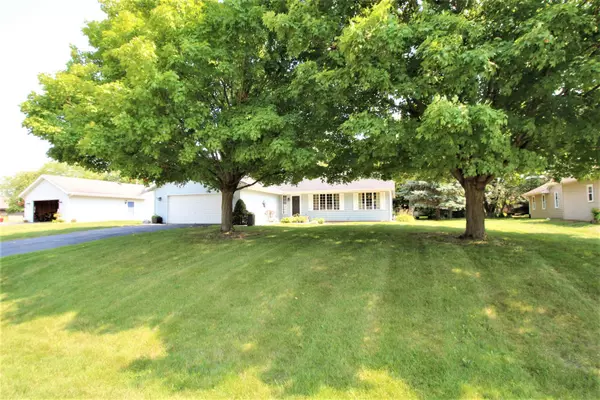 50 Countryside DR, Rockton, IL 61072