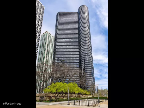 155 N Harbor DR #5103-04, Chicago, IL 60601