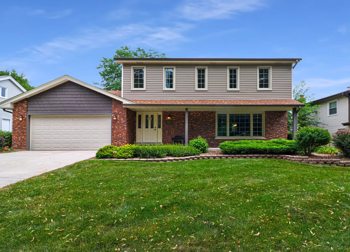 Lisle, IL 60532,2362 Barkridge CT