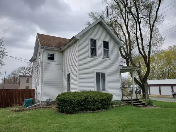 Clifton, IL 60927,115 W 2nd ST