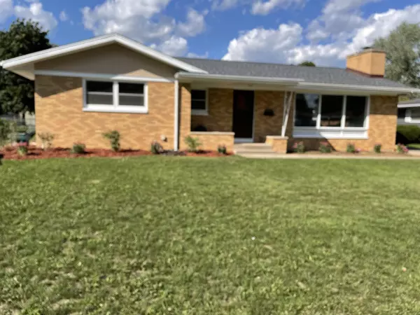 1749 Highland AVE, Beloit, WI 53511