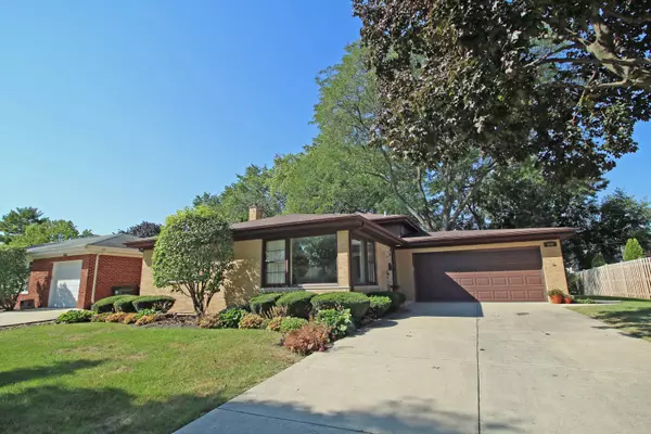 408 S Evanston AVE, Arlington Heights, IL 60004