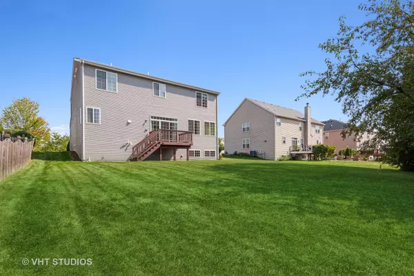 Oswego, IL 60543,273 Willington WAY