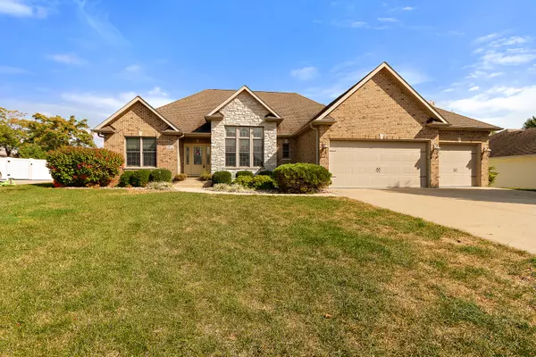 1214 Game TRL N, Bourbonnais, IL 60914