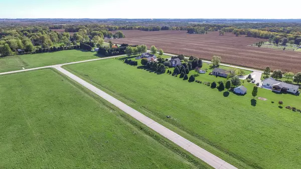 Sheridan, IL 60551,2411 N 4220th RD