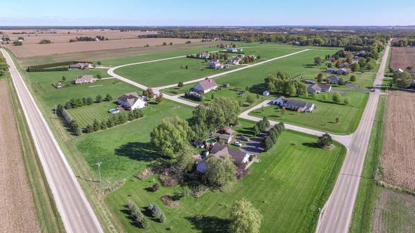 2419 N 4210th RD, Sheridan, IL 60551