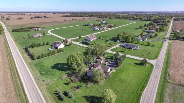 Sheridan, IL 60551,2435 N 4210th RD