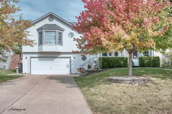 4906 W Glenbrook TRL, Mchenry, IL 60050