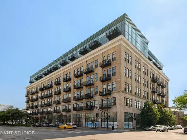 1645 W Ogden AVE #603, Chicago, IL 60612