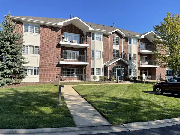 Palos Heights, IL 60463,13098 Laurel Glen CT #101