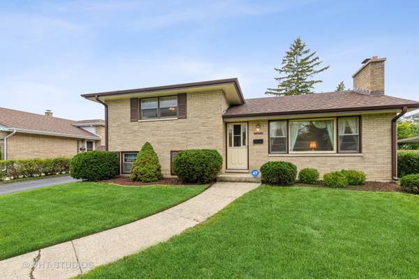 2334 Walnut ST, Waukegan, IL 60087