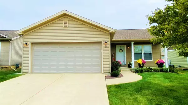 3 Barclay CT, Bloomington, IL 61705