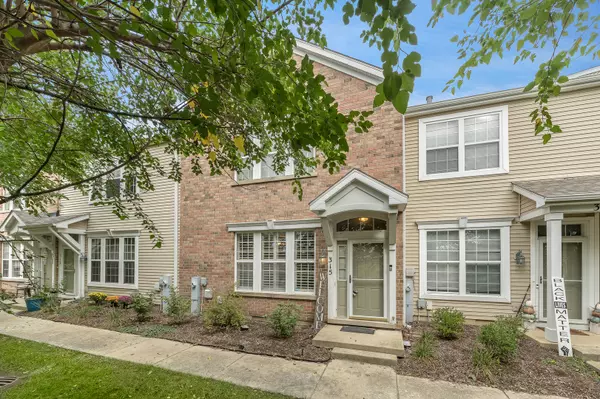 315 Springbrook TRL S, Oswego, IL 60543