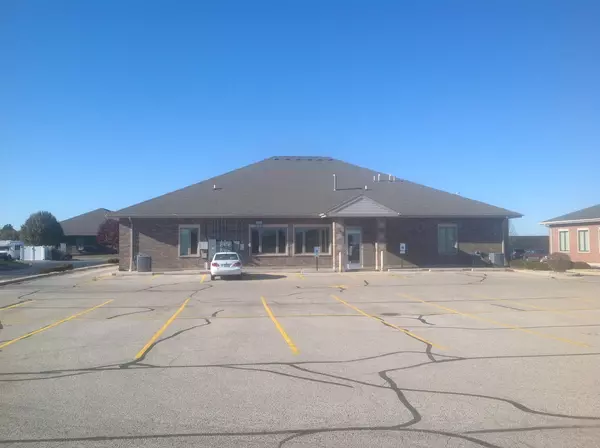 Sycamore, IL 60178,1830 Mediterranean DR