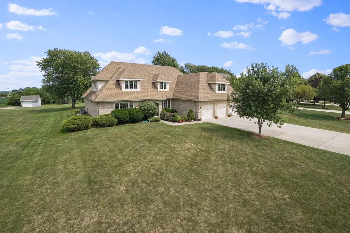 Homer Glen, IL 60491,16725 Meadowcrest DR