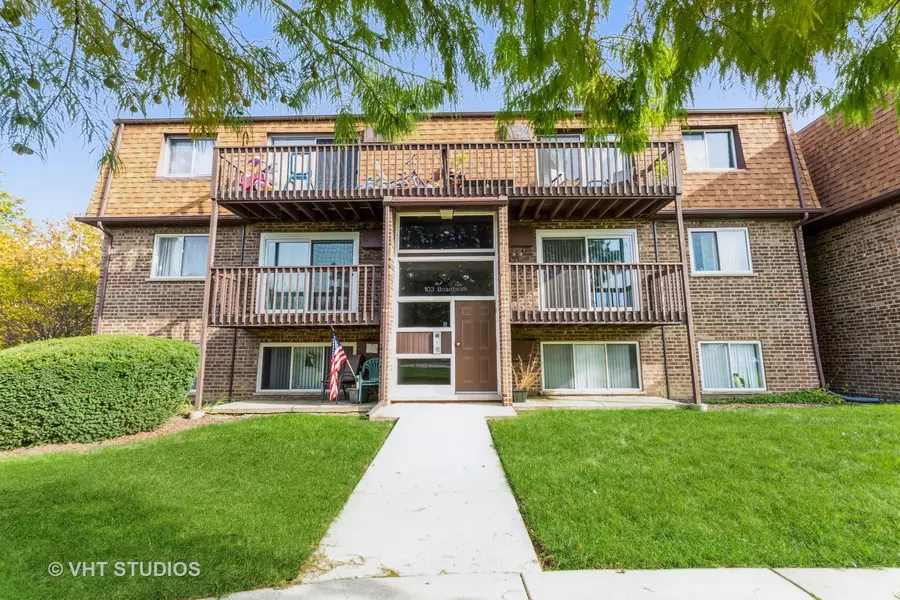 103 Boardwalk ST #2E, Elk Grove Village, IL 60007