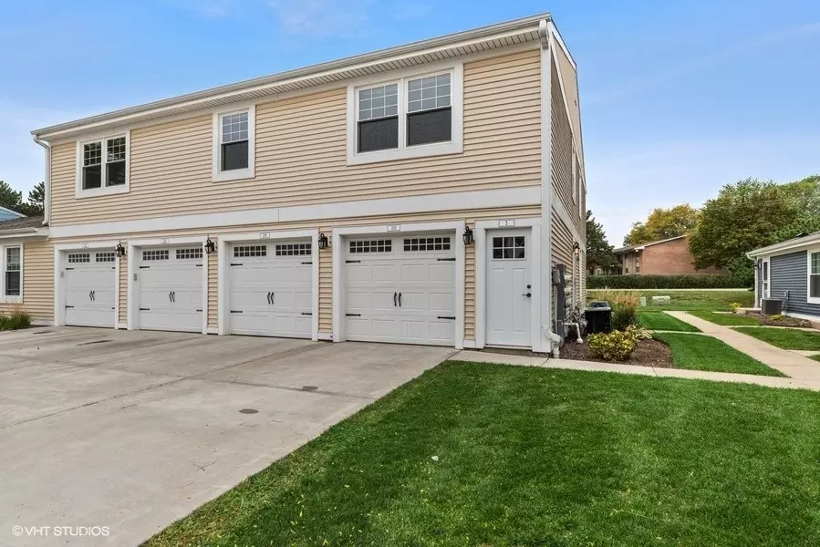 316 Farmingdale CIR #304, Vernon Hills, IL 60061